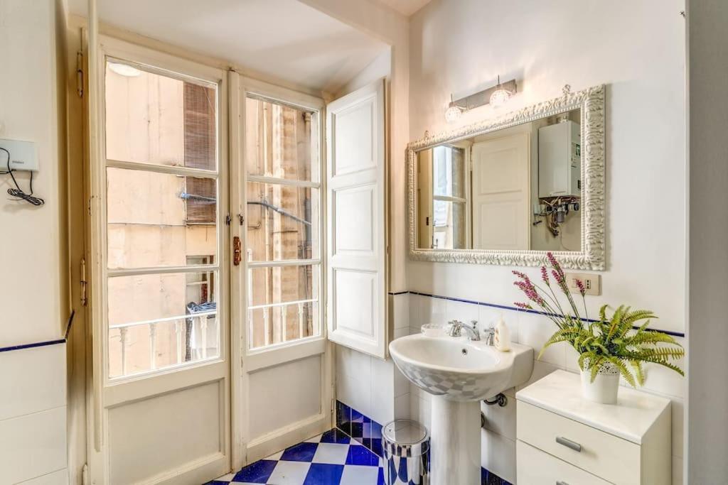 Xx Sett Flat By Barberini Trevi Fountain Appartamento Roma