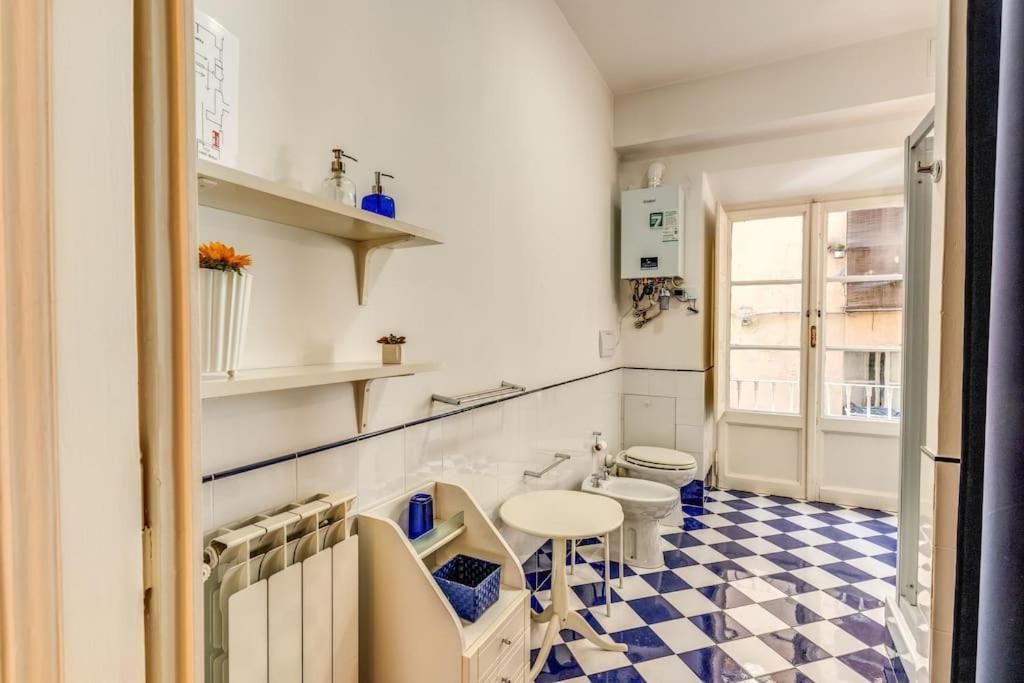 Xx Sett Flat By Barberini Trevi Fountain