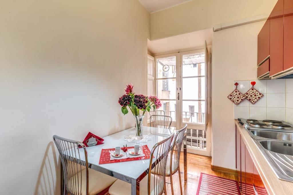 Appartamento Xx Sett Flat By Barberini Trevi Fountain *