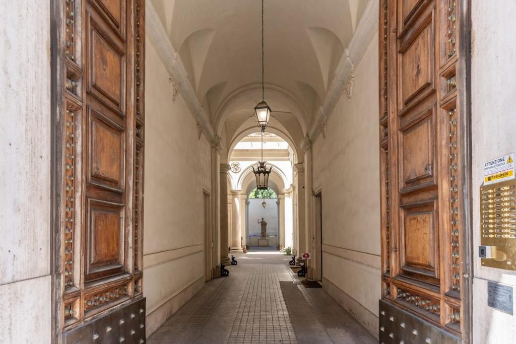 Appartamento Xx Sett Flat By Barberini Trevi Fountain Roma