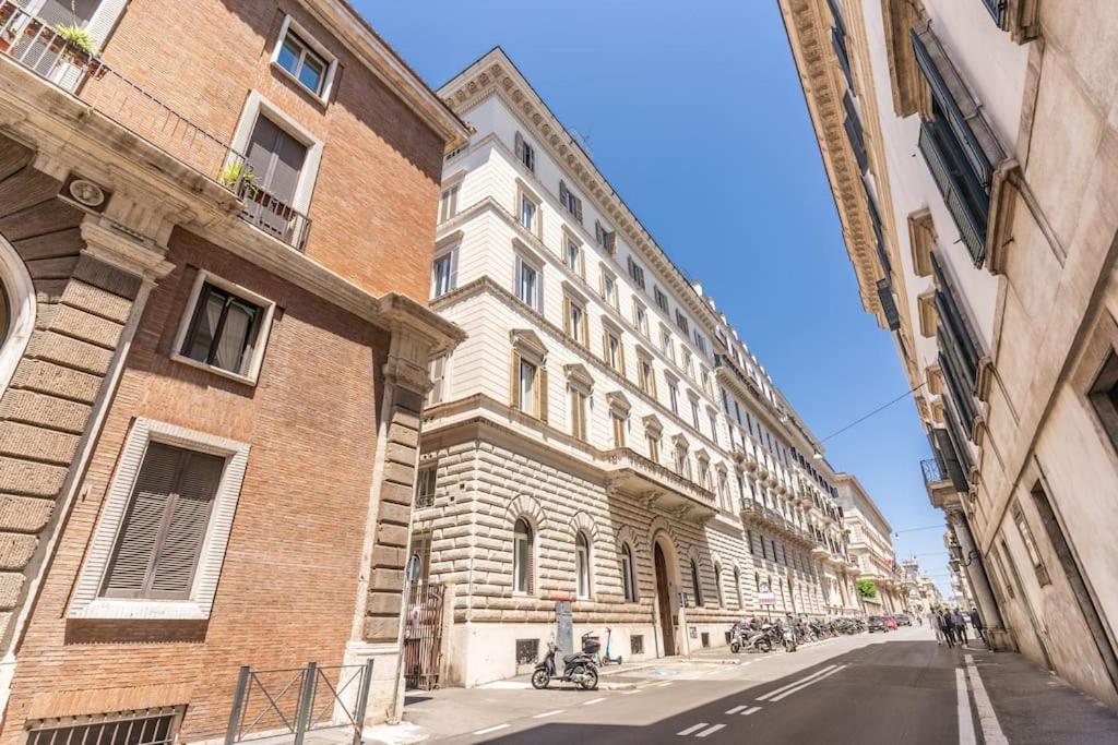 Appartamento Xx Sett Flat By Barberini Trevi Fountain *