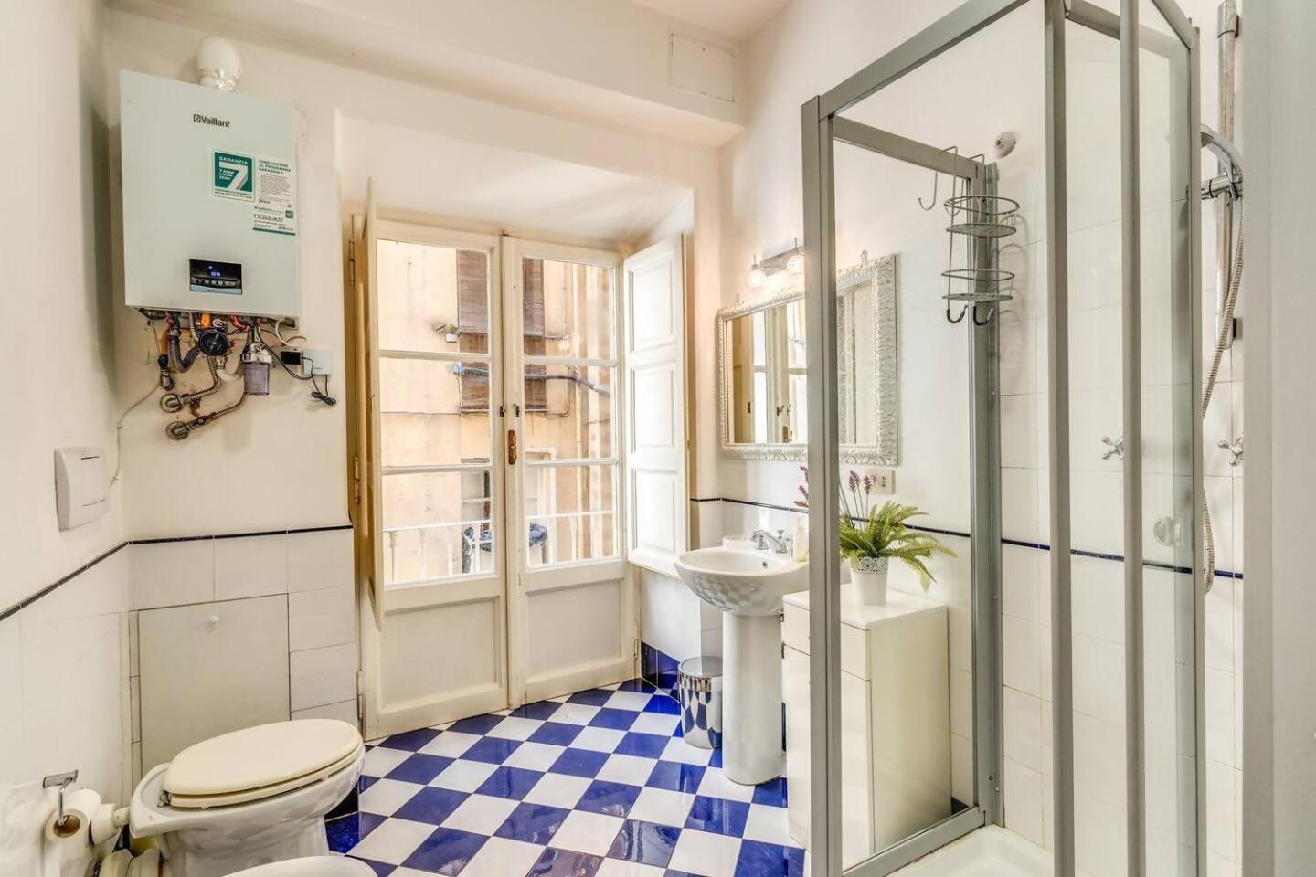Apartamento Xx Sett Flat By Barberini Trevi Fountain *
